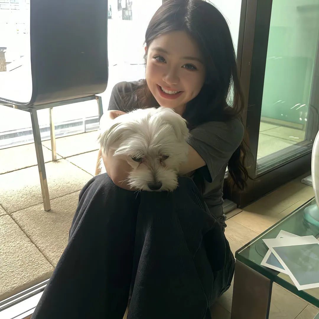 出狱后，她被墨少宠上天